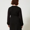 robe_courte_avec_nud_et_o_3.webp Robes Courtes*TWINSET Milano Robe Courte Avec Nœud Et Oval T Noir