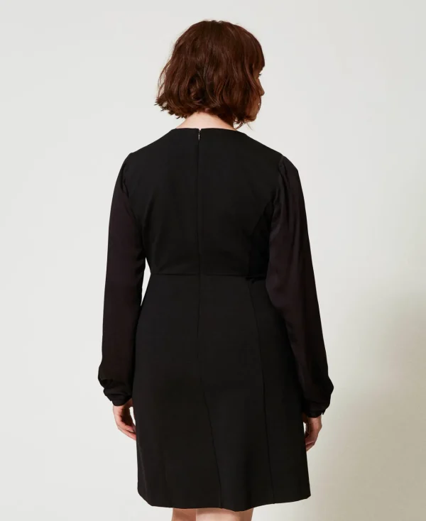 robe_courte_avec_nud_et_o_3.webp Robes Courtes*TWINSET Milano Robe Courte Avec Nœud Et Oval T Noir