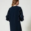 robe_courte_en_cady_avec__3.webp Robes Courtes*TWINSET Milano Robe Courte En Cady Avec Volant Bleu Marine