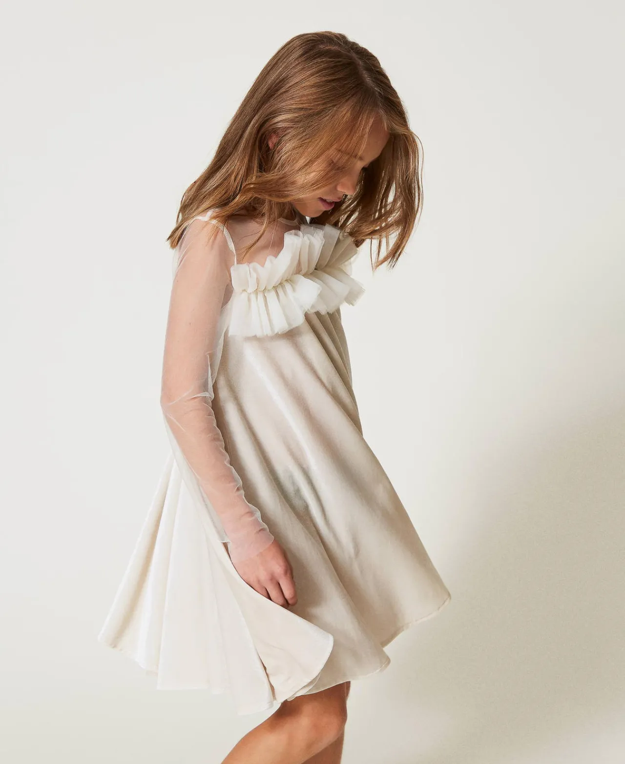 robe_courte_en_chenille_e_0.webp Robes*TWINSET Milano Robe Courte En Chenille Et Tulle Off White