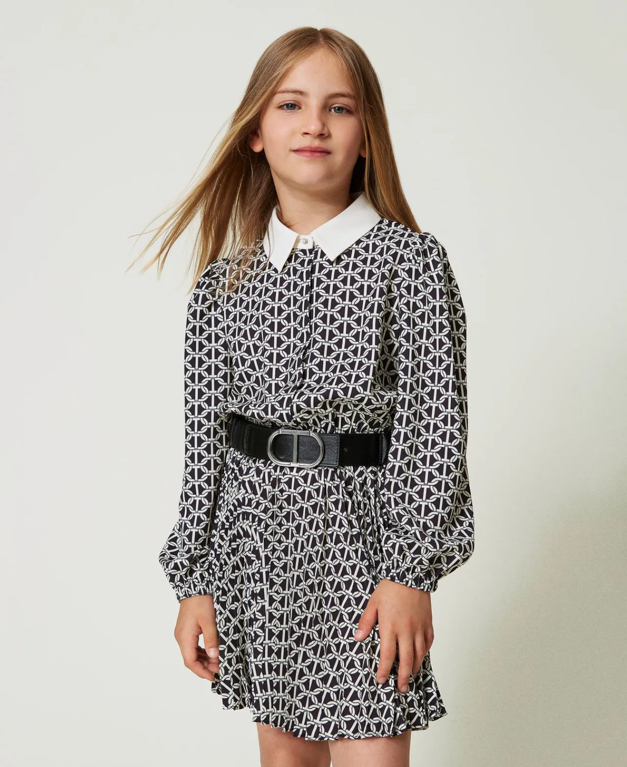 robe_courte_en_crpe_de_ch_0-1.webp Robes*TWINSET Milano Robe Courte En Crêpe De Chine Avec Imprimé Imprimé Oval T Chaîne