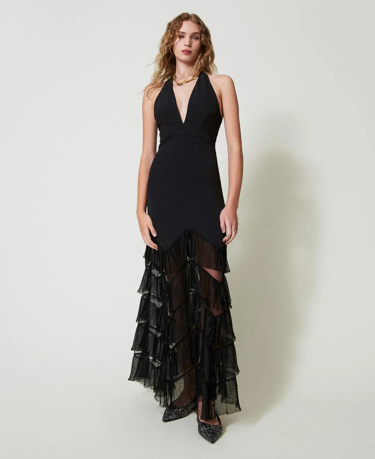 robe_longue_avec_encolure_0.webp Robes De Cérémonie | Robes Élégantes*TWINSET Milano Robe Longue Avec Encolure Licou Et Volants Plissés En Tulle Noir