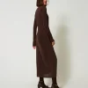robe_longue_en_jersey_ave_2.webp Robes Longues*TWINSET Milano Robe Longue En Jersey Avec Drapé Latéral Marron « Molè »