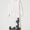 robe_longue_en_molleton_e_1-1.webp Robes Longues*TWINSET Milano Robe Longue En Molleton Et Satin Bicolore Argent/Gris « Blackened Pearl »