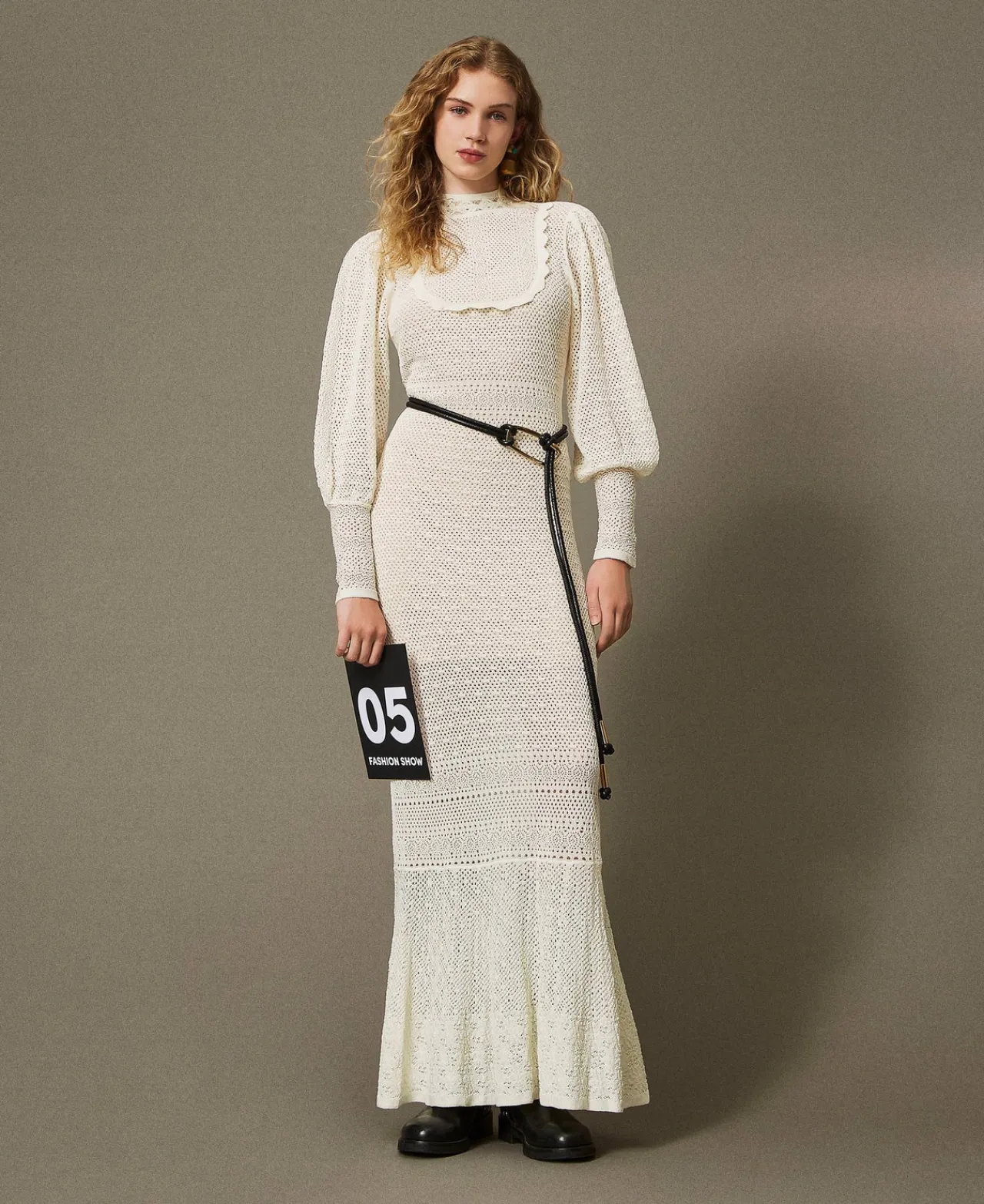 robe_longue_lara_en_maill_0.webp Robes De Cérémonie | Robes Élégantes*TWINSET Milano Robe Longue «Lara» En Maille Point Dentelle Blanc Neige