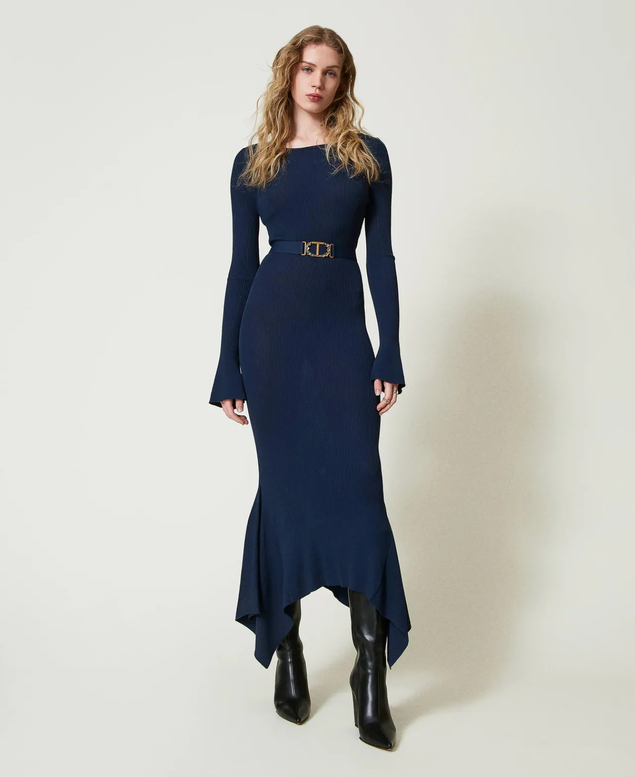 robe_midi_en_maille_avec__0-4.webp Robes De Cérémonie | Robes Élégantes*TWINSET Milano Robe Midi En Maille Avec Ceinture Et Volant Indigo