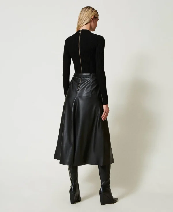 robe_midi_en_maille_et_ti_3.webp Robes En Maille | Robes Midi*TWINSET Milano Robe Midi En Maille Et Tissu Enduit Noir
