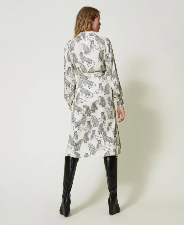 robe_midi_jacquard_avec_i_4.webp Robes De Cérémonie | Robes Midi*TWINSET Milano Robe Midi Jacquard Avec Imprimé Jaguar Imprimé Jaguars Noir/Blanc Neige