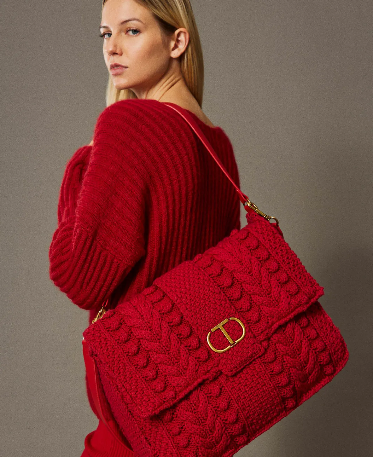sac__bandoulire_tricot_em_0.webp Sacs Porté Épaule | Sacs À Bandoulière*TWINSET Milano Sac à Bandoulière Tricot «Emma» Rouge Vénitien