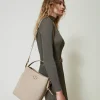 sac_seau_chelsea_en_cuir_4.webp Sacs Porté Épaule | Sacs À Bandoulière*TWINSET Milano Sac Seau «Chelsea» En Cuir Sable