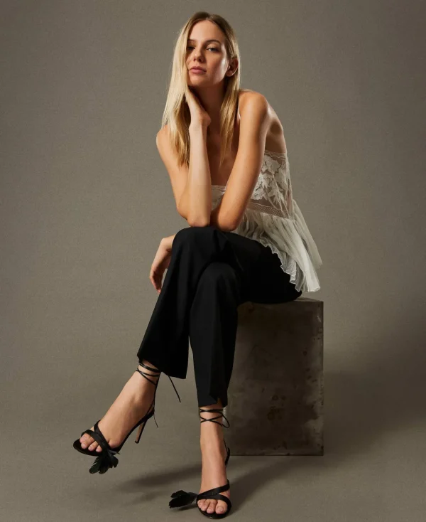 sandales_avec_lacets_et_p_0.webp Chaussures À Talons | Escarpins Et Sandales*TWINSET Milano Sandales Avec Lacets Et Plumes Noir