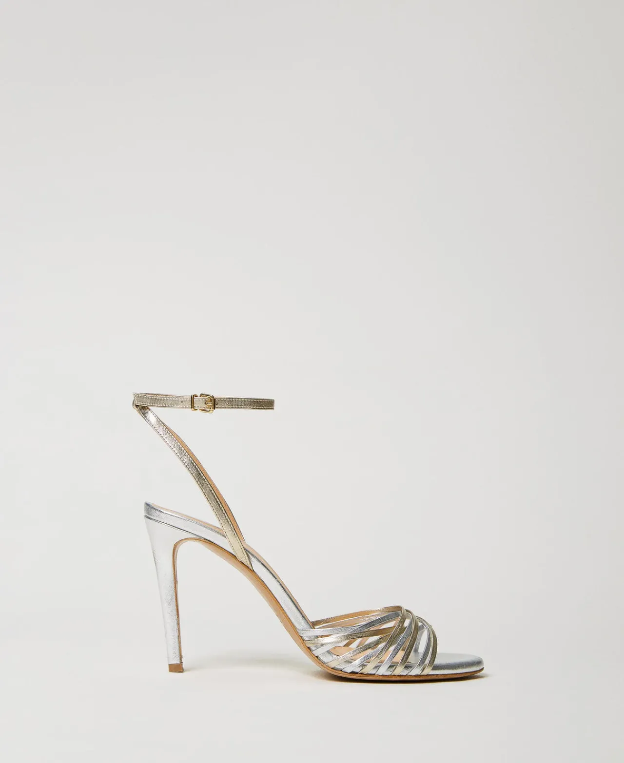 sandales_cage_en_cuir_lam_0.webp Chaussures À Talons | Escarpins Et Sandales*TWINSET Milano Sandales Cage En Cuir Lamé Bicolore Argent/Or