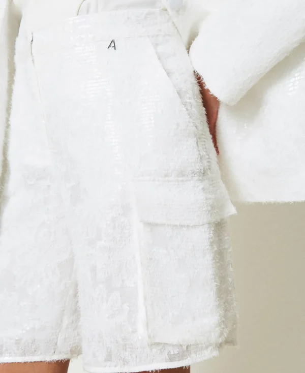 short_avec_sequins_allove_4.webp Shorts*TWINSET Milano Short Avec Sequins All-over Blanc "Papers"
