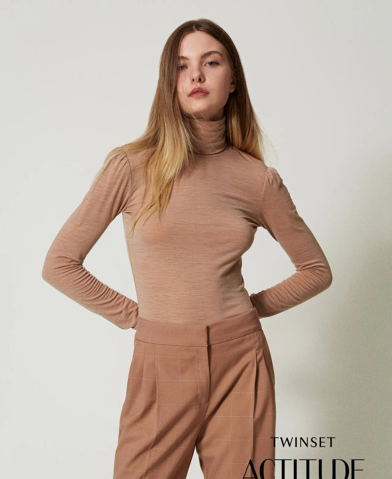 t_col_montant_slim_0.webp T-Shirts Et Tops*TWINSET Milano T Col Montant Slim Marron « Beaver »