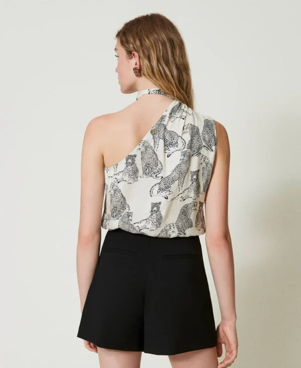top_asymtrique_jacquard_a_4.webp T-Shirts Et Tops*TWINSET Milano Top Asymétrique Jacquard Avec Imprimé Jaguar Imprimé Jaguars Noir/Blanc Neige
