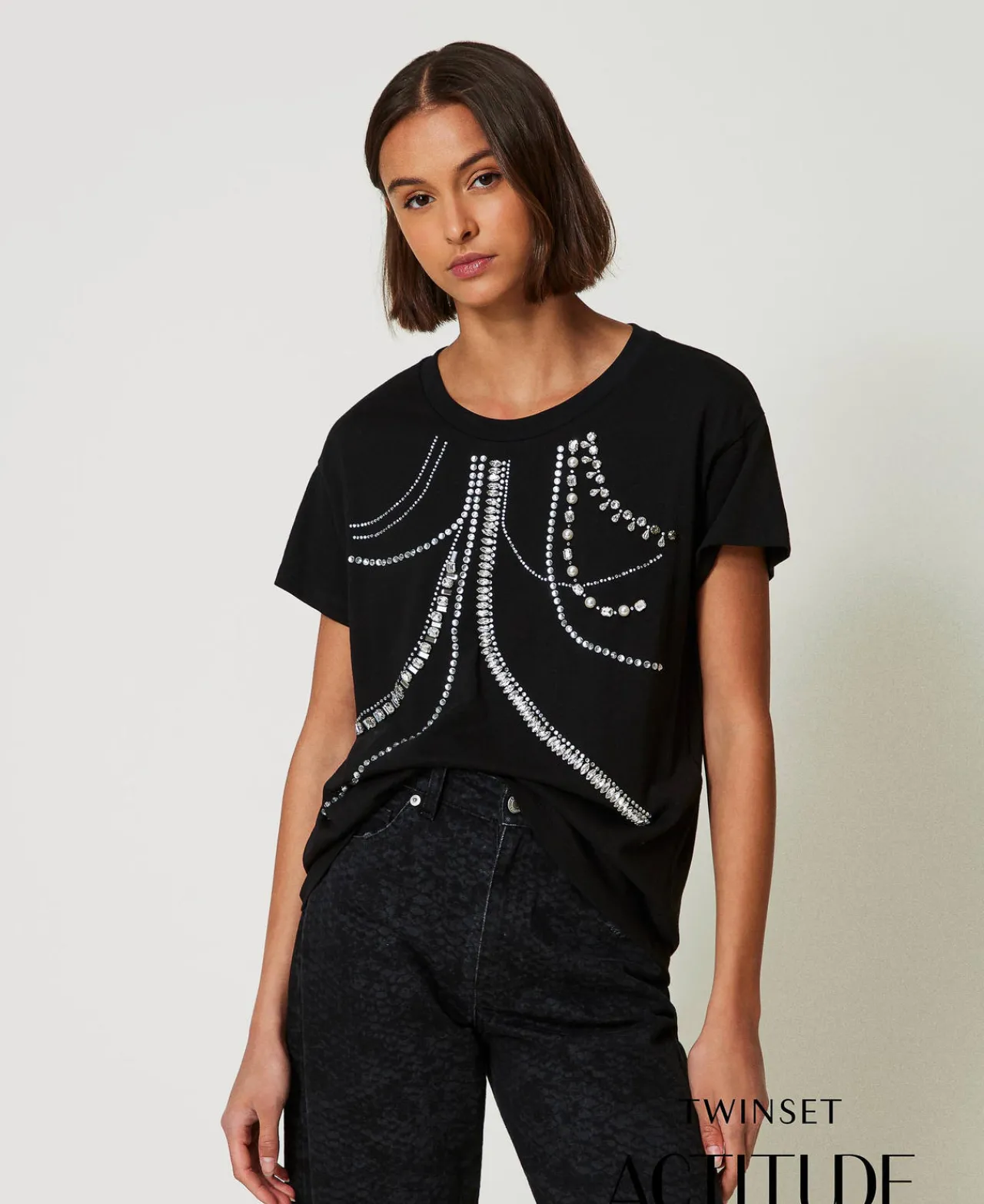 tshirt_avec_broderies_et__0.webp T-Shirts Et Tops*TWINSET Milano T-shirt Avec Broderies Et Perles Noir