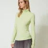 T-Shirts Et Tops*TWINSET Milano T-shirt Col Roulé Avec Broderie Siglée Vert « Soft Lime »