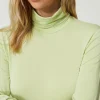 T-Shirts Et Tops*TWINSET Milano T-shirt Col Roulé Avec Broderie Siglée Vert « Soft Lime »
