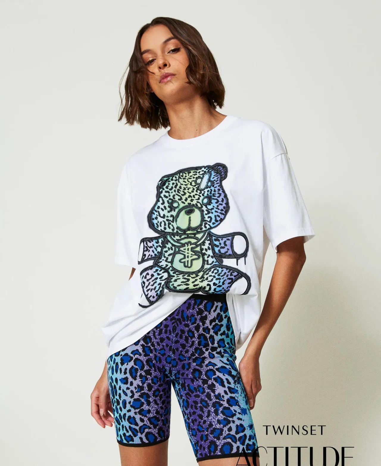 tshirt_oversize_myfo_avec_0.webp T-Shirts Et Tops*TWINSET Milano T-shirt Oversize MYFO Avec Imprimé Et Broderie Ours Coloré